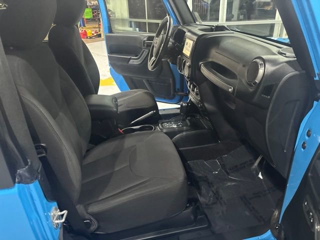 Used 2018 Jeep Wrangler Sport AWD/4WD image 27