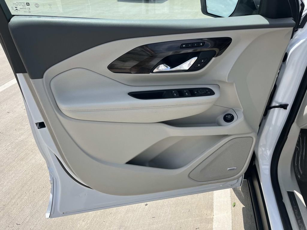 Used 2019 GMC Terrain Denali w/ Driver Alert Package II AWD/4WD image 23