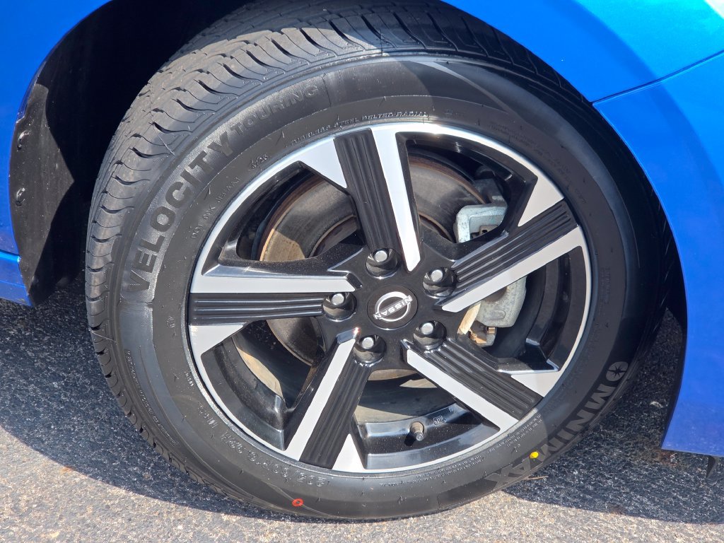 Certified 2025 Nissan Sentra SV FWD image 16