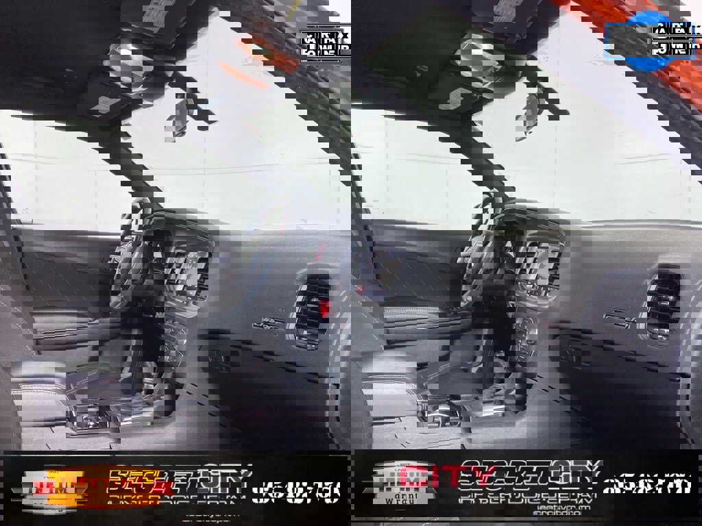 Used 2023 Dodge Charger SXT w/ Blacktop Package image 30