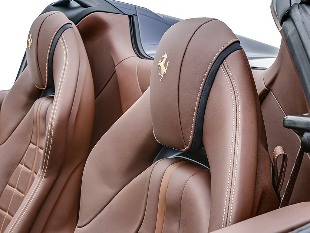 Certified 2022 Ferrari 812 GTS RWD image 17