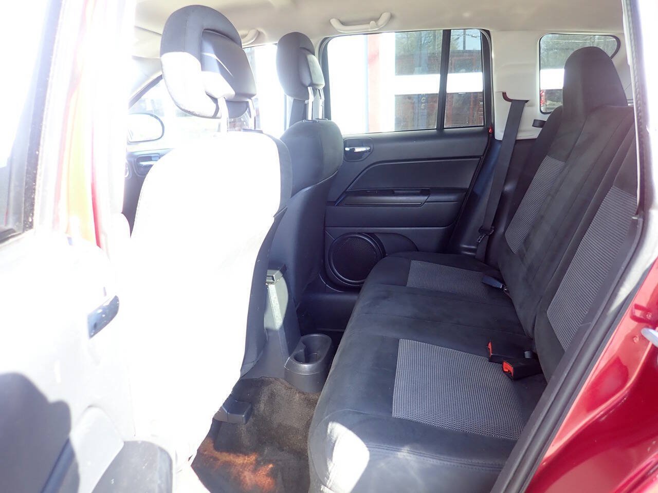 Used 2013 Jeep Compass Sport FWD image 11