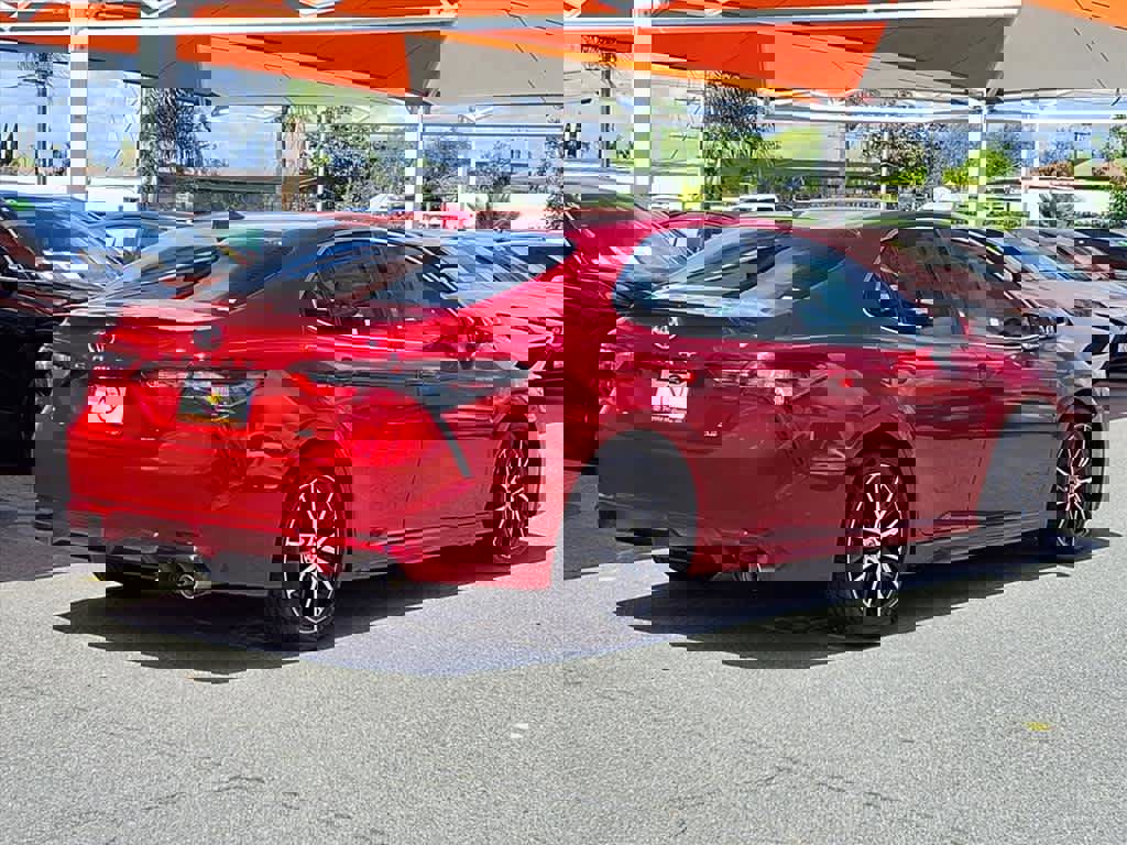 Certified 2024 Toyota Camry SE FWD image 4