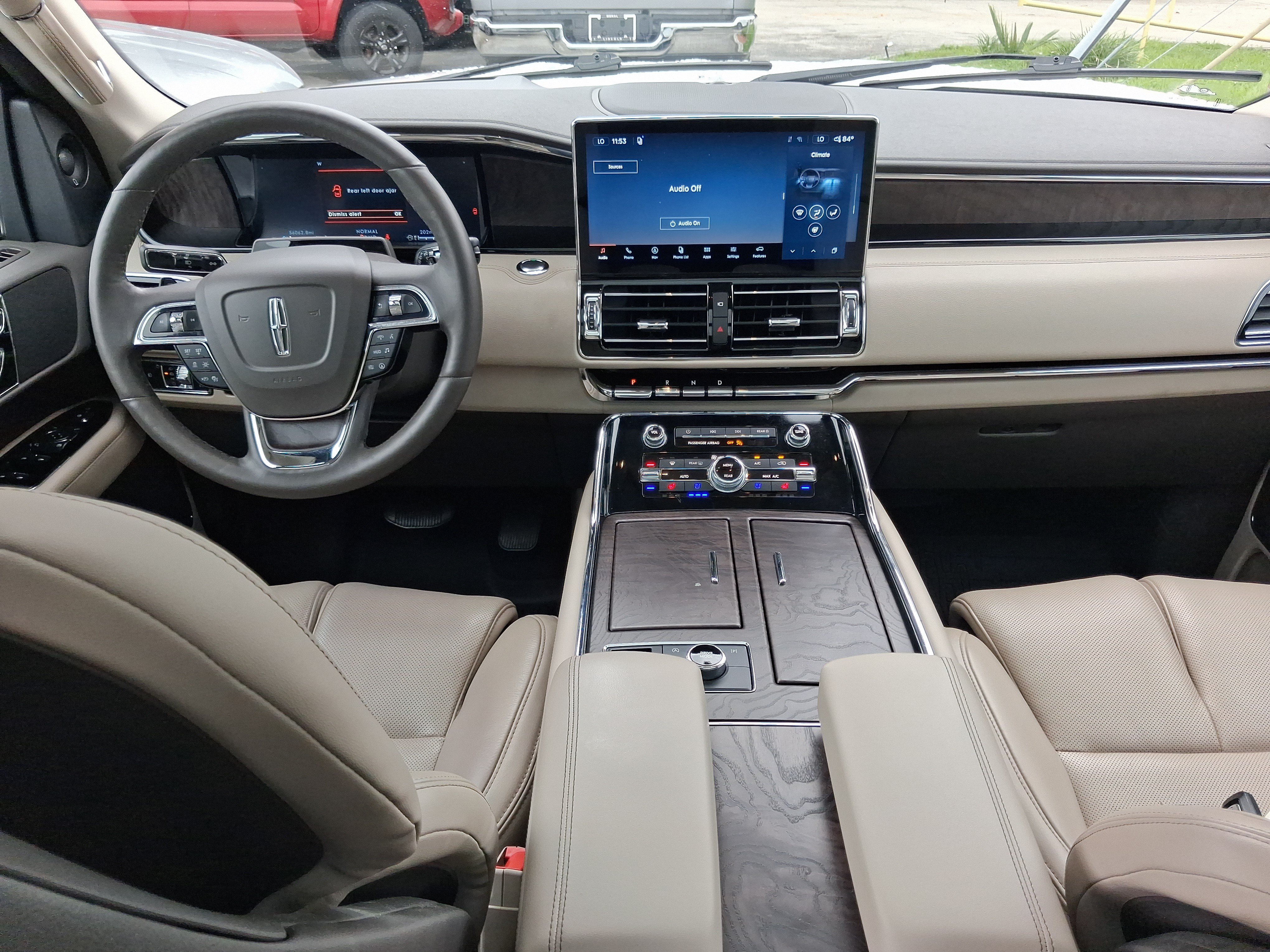 Certified 2023 Lincoln Navigator Reserve RWD image 7