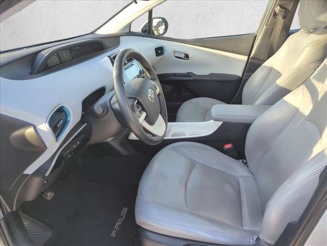 Used 2017 Toyota Prius Three FWD image 11