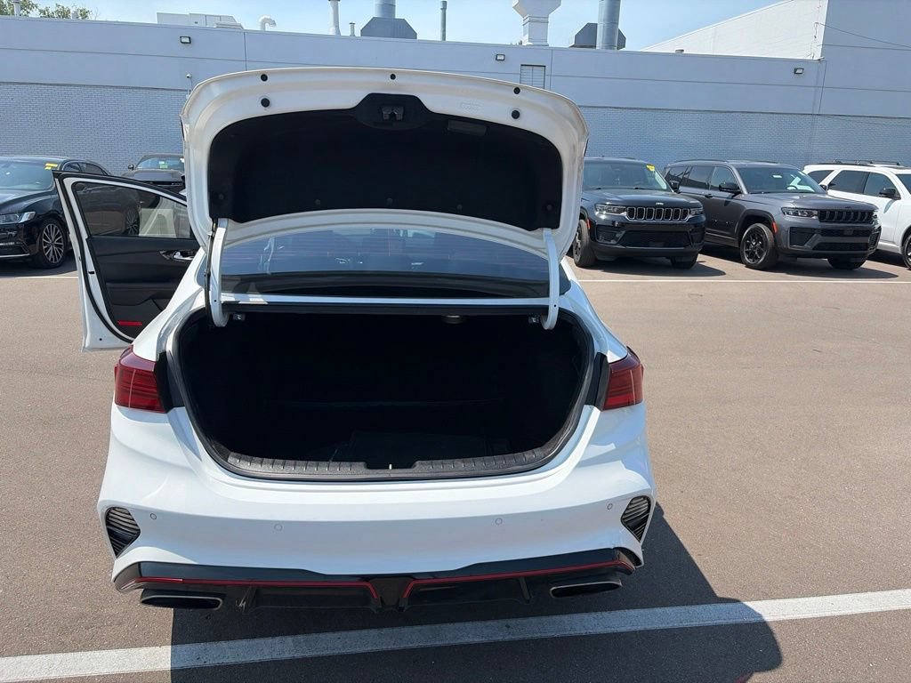 Used 2022 Kia Forte GT w/ GT2 Package FWD image 12