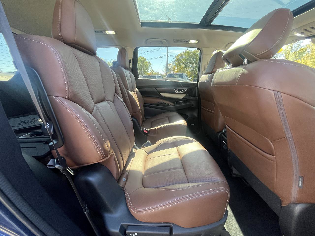 Used 2019 Subaru Ascent Touring w/ Popular Package #3 AWD/4WD image 16