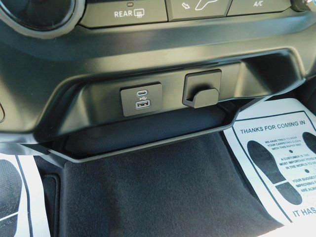 Used 2023 Ford F150 XLT image 27