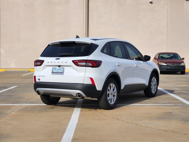 New 2026 Ford Escape Active image 3