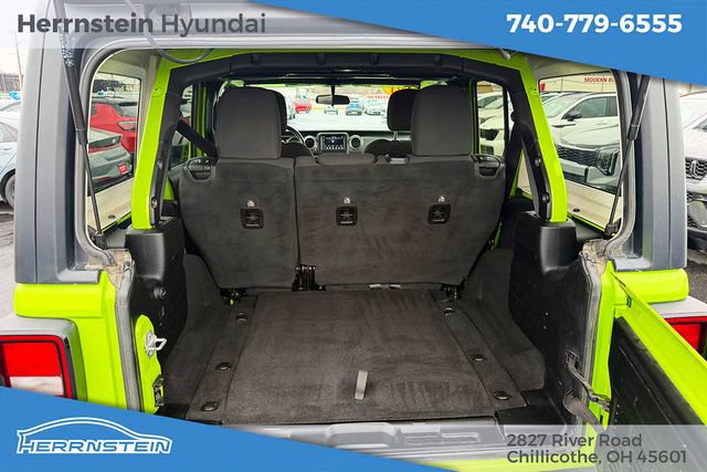 Used 2021 Jeep Wrangler Unlimited Sahara AWD/4WD image 22
