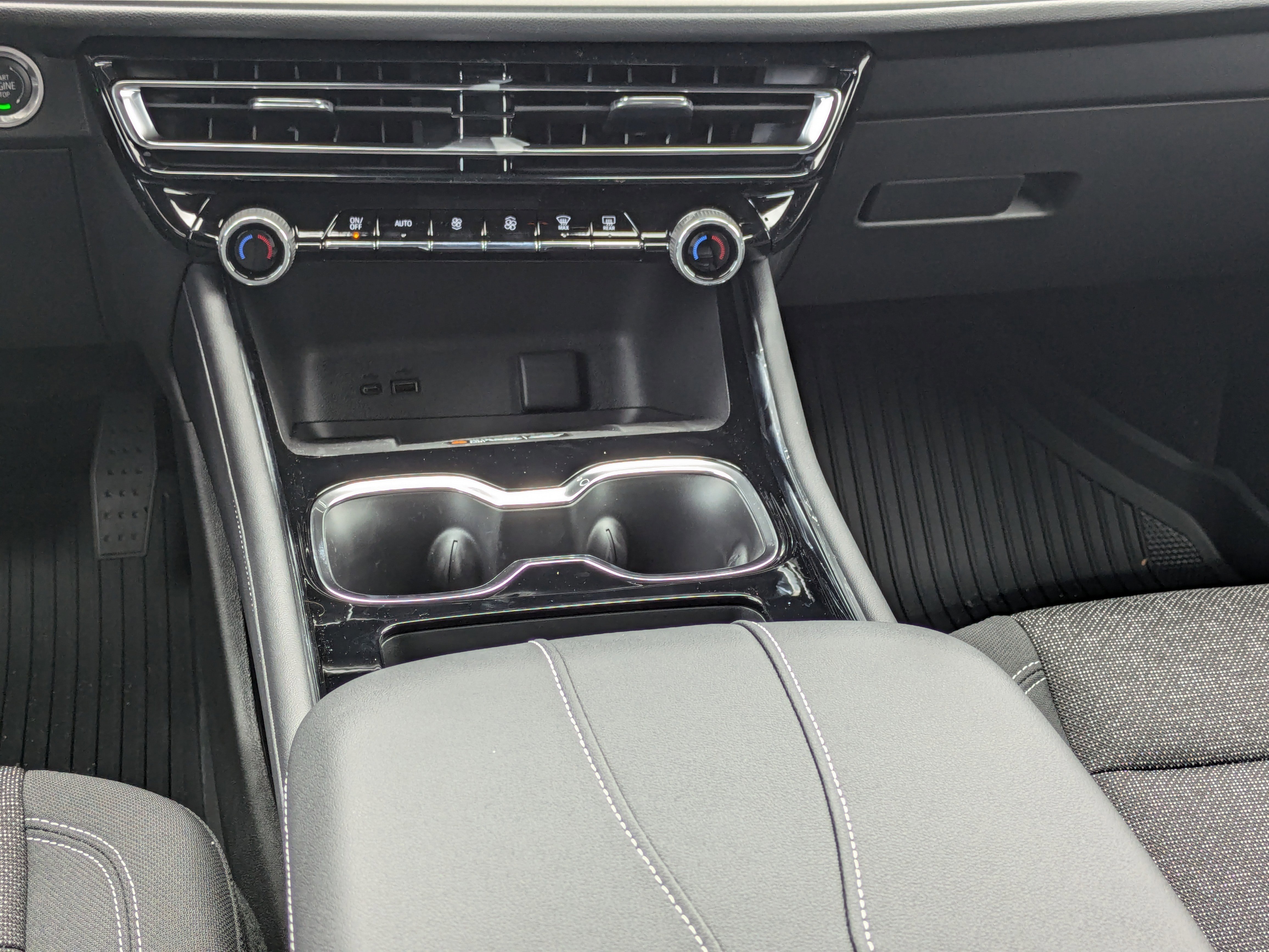 New 2026 Chevrolet Traverse LT w/ Driver Confidence Package image 27