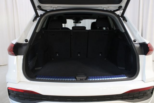 Used 2025 Audi Q5 Premium Plus w/ Premium Plus AWD/4WD image 30