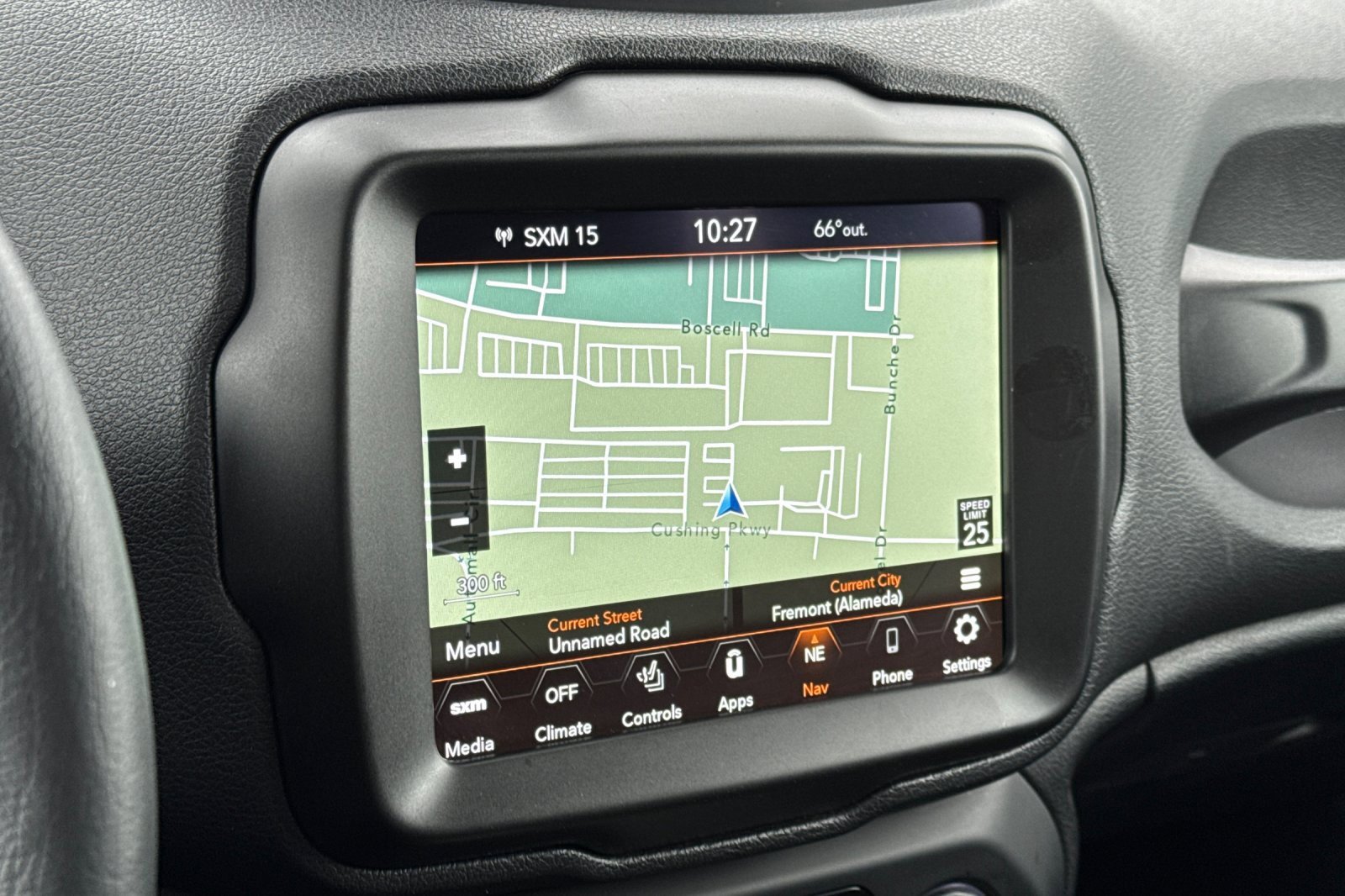 Used 2022 Jeep Renegade Latitude w/ Convenience Group image 22