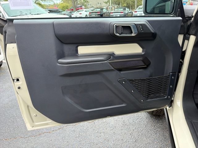 Used 2025 Ford Bronco Badlands image 13