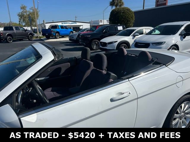 Used 2013 Chrysler 200 Touring image 4