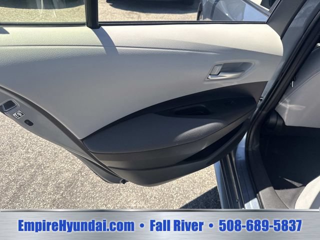 Used 2021 Toyota Corolla LE w/ LE Convenience Package FWD image 16