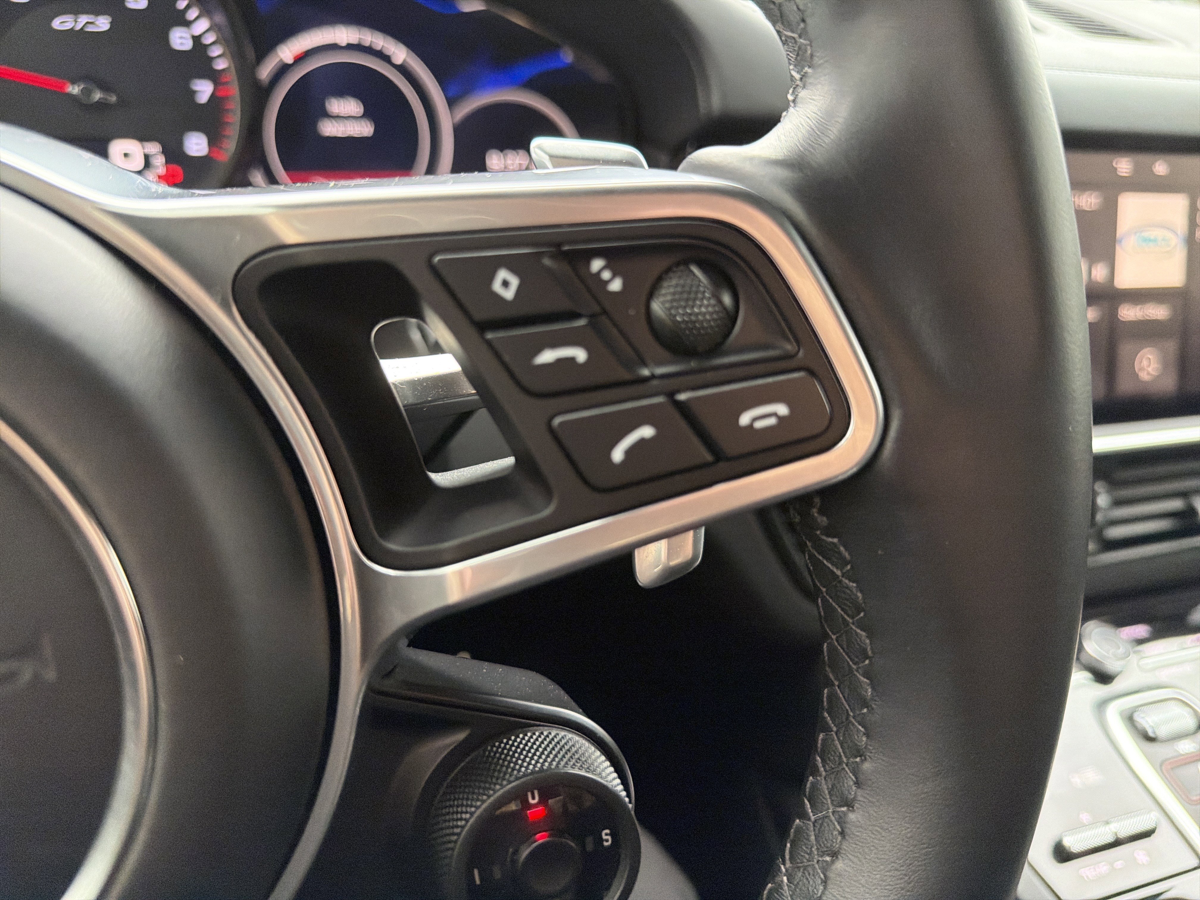 Used 2021 Porsche Cayenne GTS AWD/4WD image 20