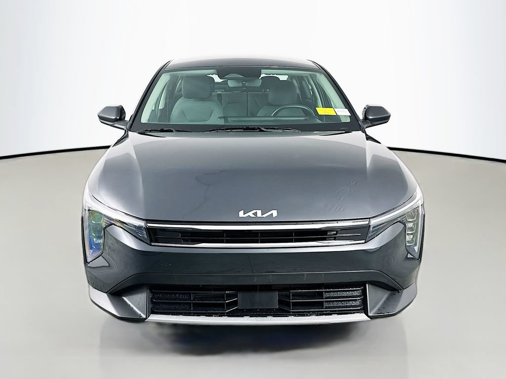 Used 2025 Kia K4 EX FWD image 2