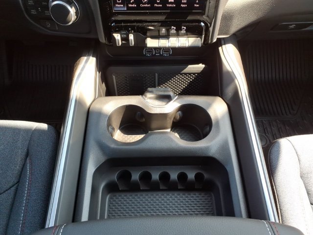 New 2026 RAM 1500 Big Horn AWD/4WD image 25