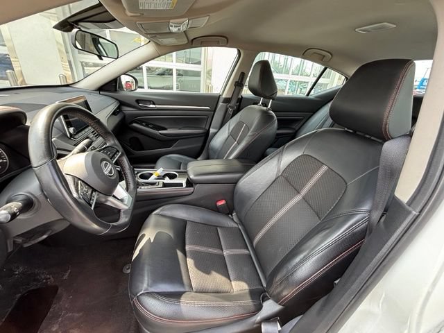 Used 2024 Nissan Altima 2.5 SR FWD image 5
