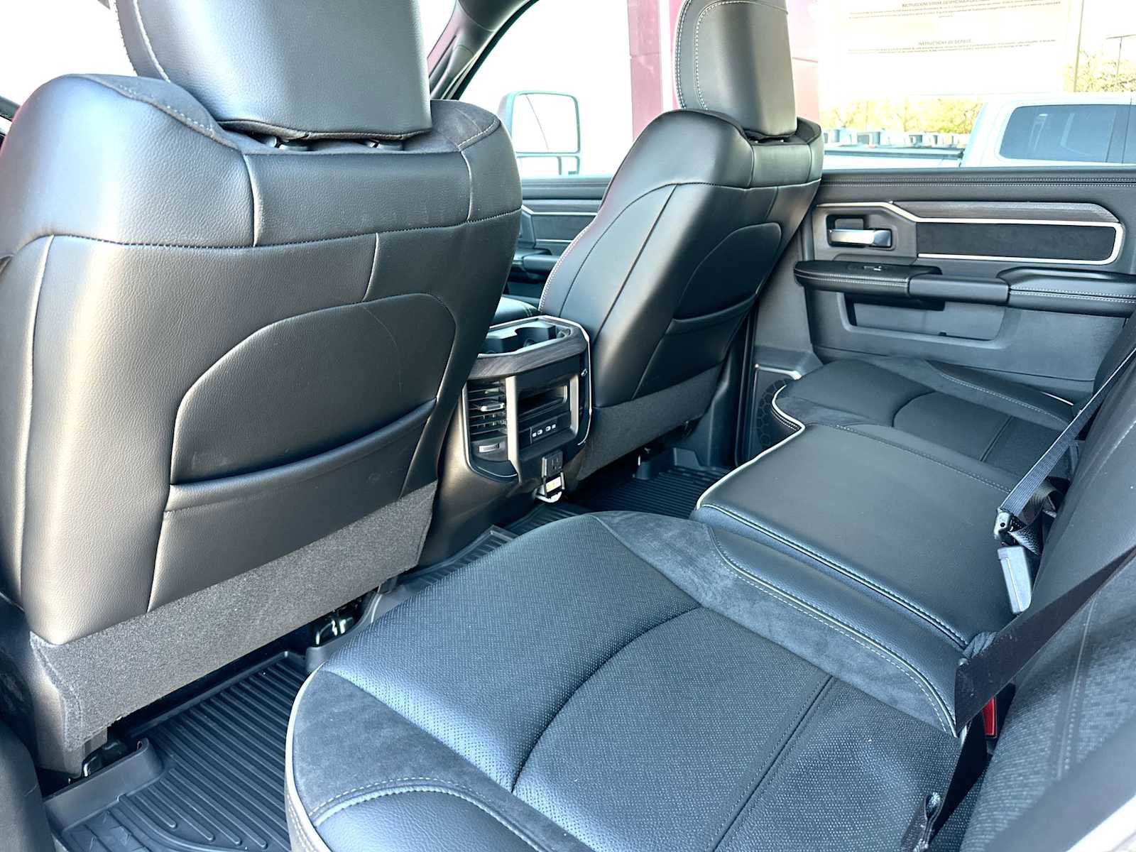 New 2026 RAM 3500 Laramie w/ Night Edition AWD/4WD image 24