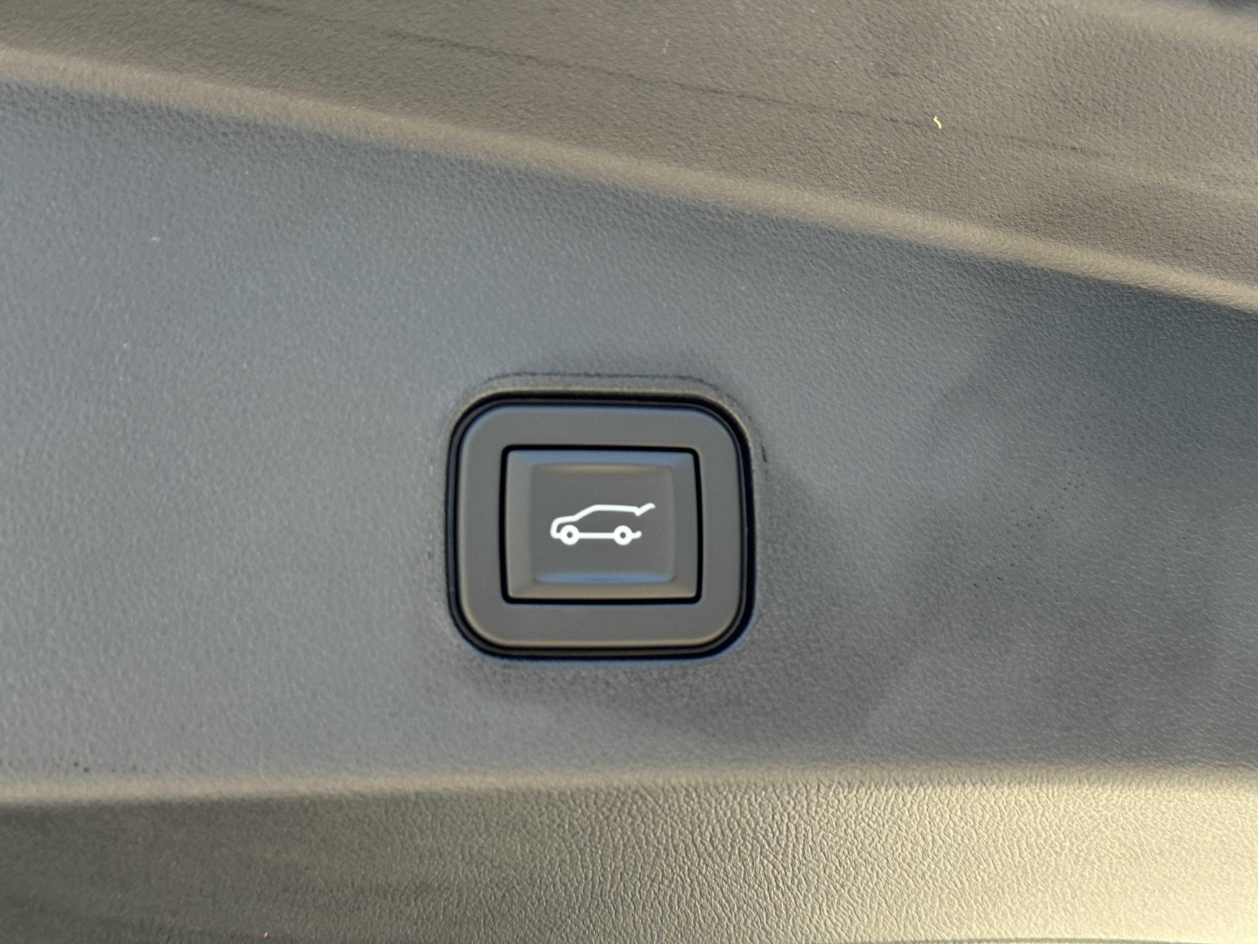 New 2026 Cadillac Lyriq Luxury image 12