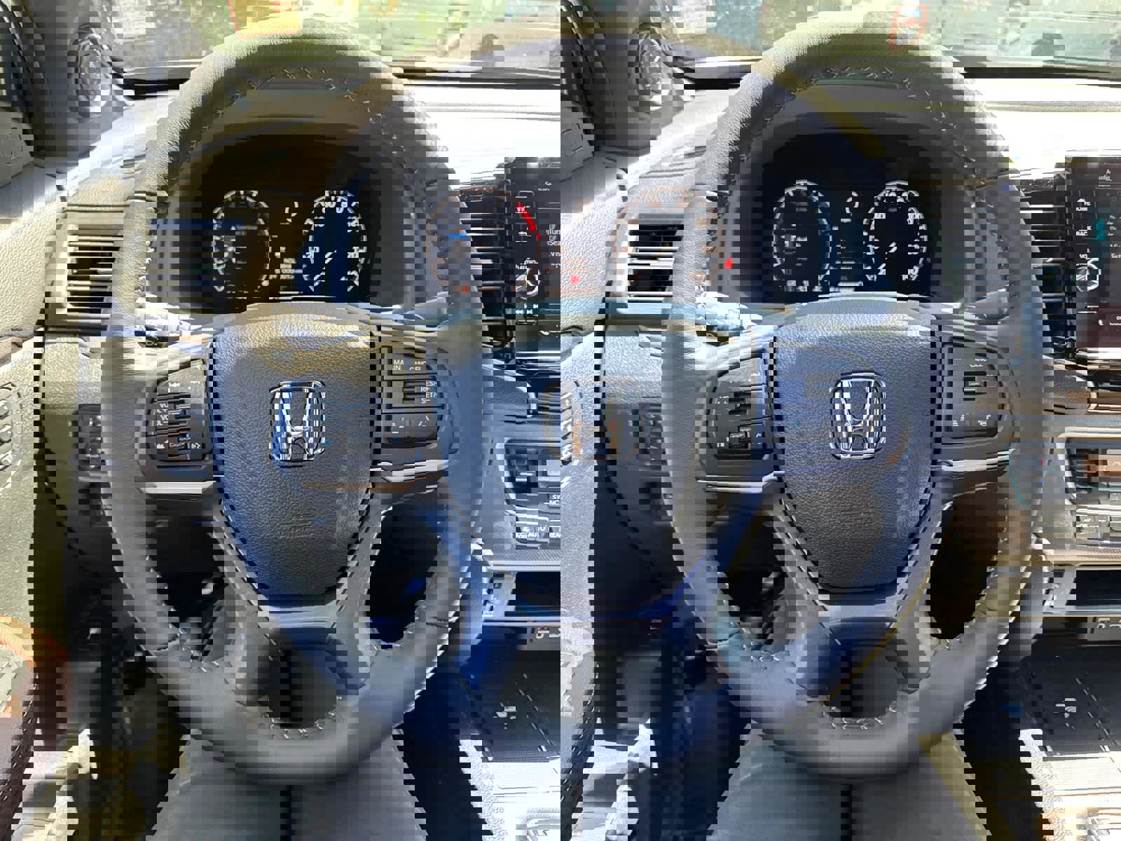 New 2025 Honda Ridgeline RTL+ image 18