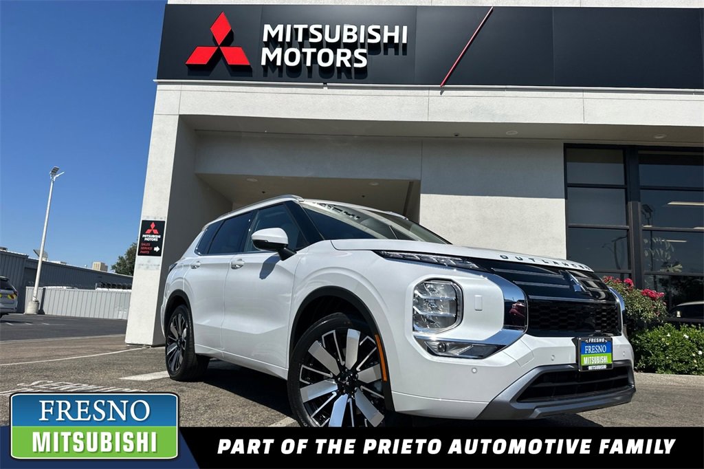 New 2025 Mitsubishi Outlander SEL