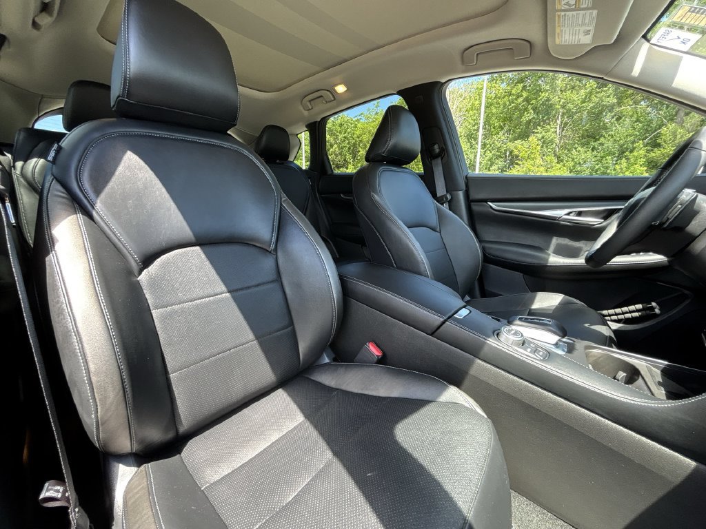 Certified 2025 INFINITI QX50 Luxe w/ Accent Package AWD/4WD image 28