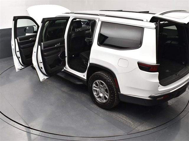 Used 2022 Jeep Wagoneer Series I image 28