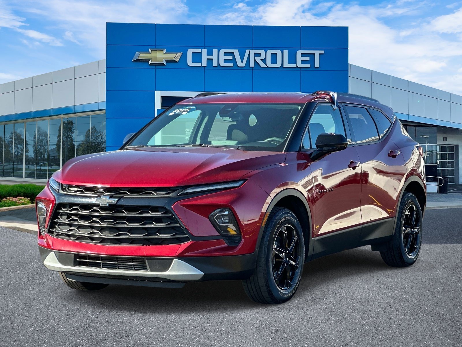 Certified 2025 Chevrolet Blazer LT w/ Convenience Package FWD image 6