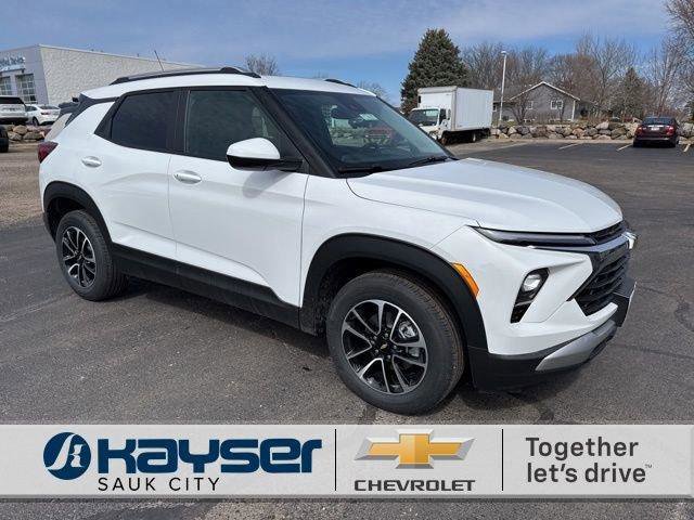 New 2026 Chevrolet TrailBlazer LT w/ Convenience Package AWD/4WD image 1