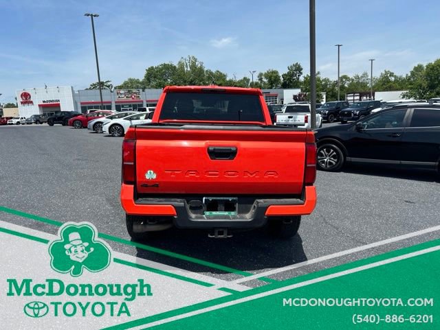 Certified 2024 Toyota Tacoma TRD Off-Road AWD/4WD image 5