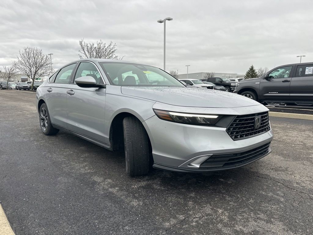 Used 2023 Honda Accord EX image 13