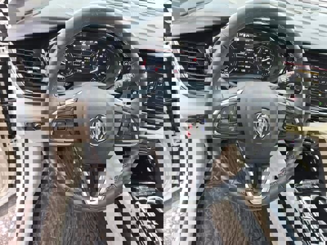 Used 2023 Buick Envision Avenir image 10