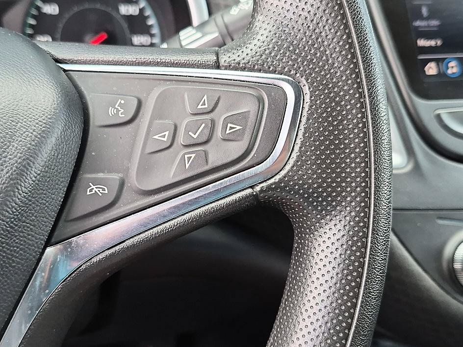 Used 2024 Chevrolet Malibu LT FWD image 18