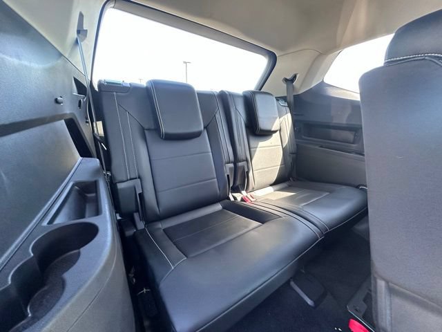Used 2023 Volkswagen Atlas SE w/ Black Wheel Package FWD image 32