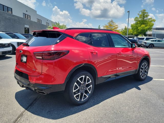 Used 2023 Chevrolet Blazer RS FWD image 4