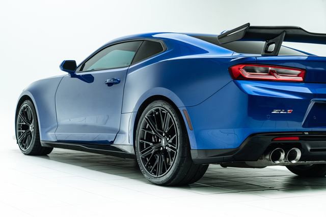 Used 2017 Chevrolet Camaro ZL1 RWD image 19