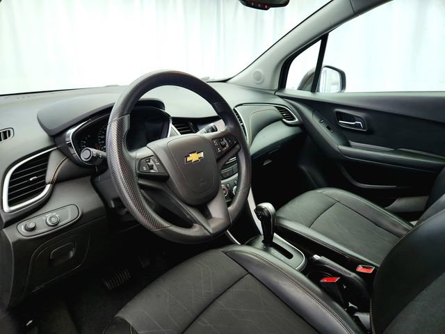 Used 2021 Chevrolet Trax LT image 10