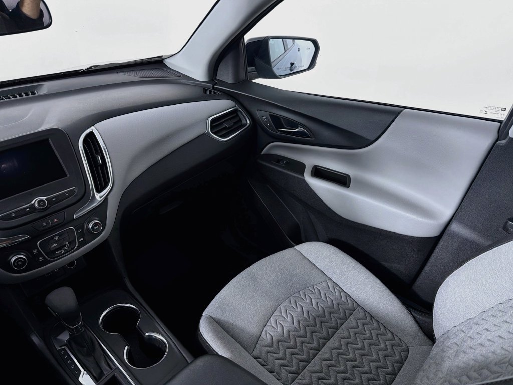 Used 2024 Chevrolet Equinox LS w/ LS Convenience Package FWD image 21