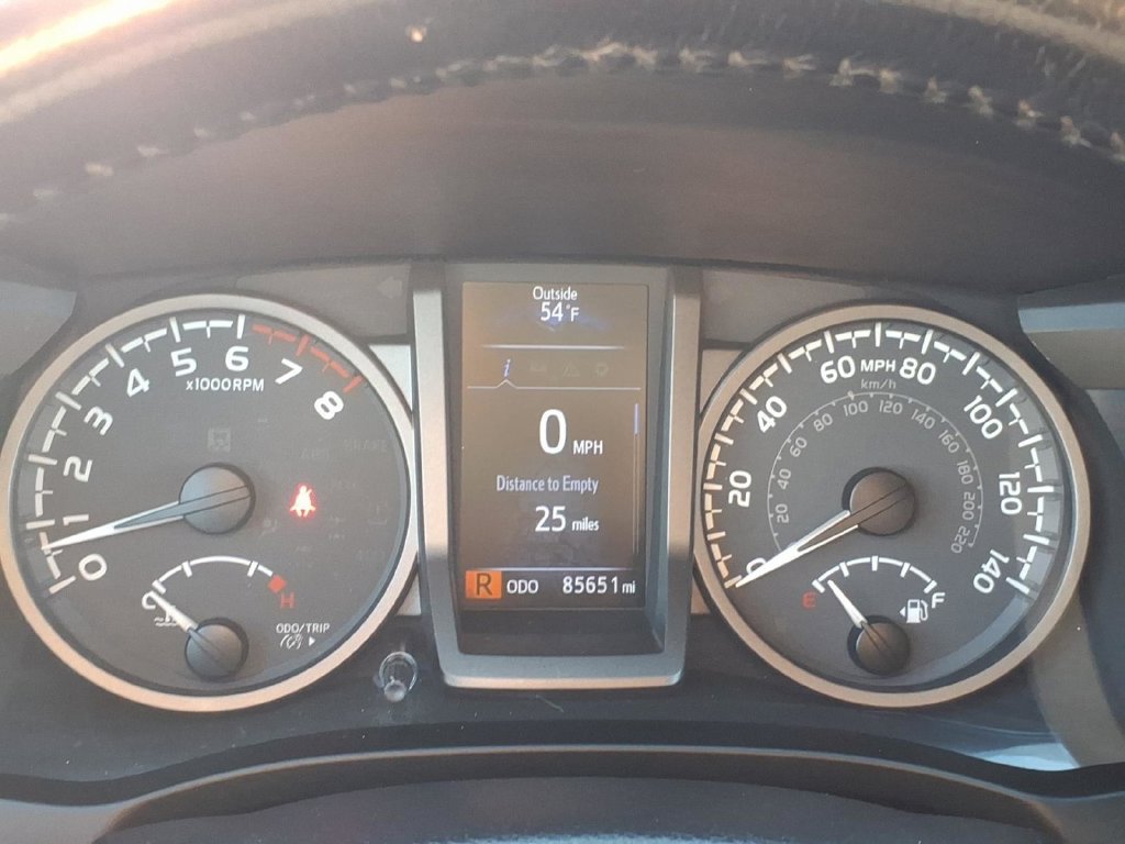 Used 2020 Toyota Tacoma TRD Off-Road w/ Technology Package AWD/4WD image 25