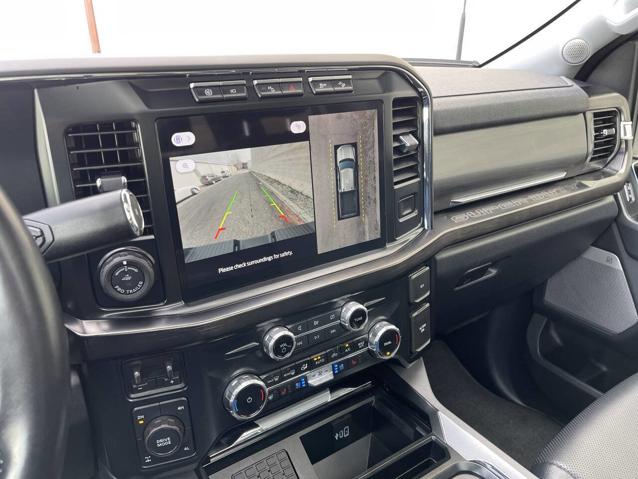 Used 2023 Ford F350 Lariat w/ Lariat Ultimate Package image 29