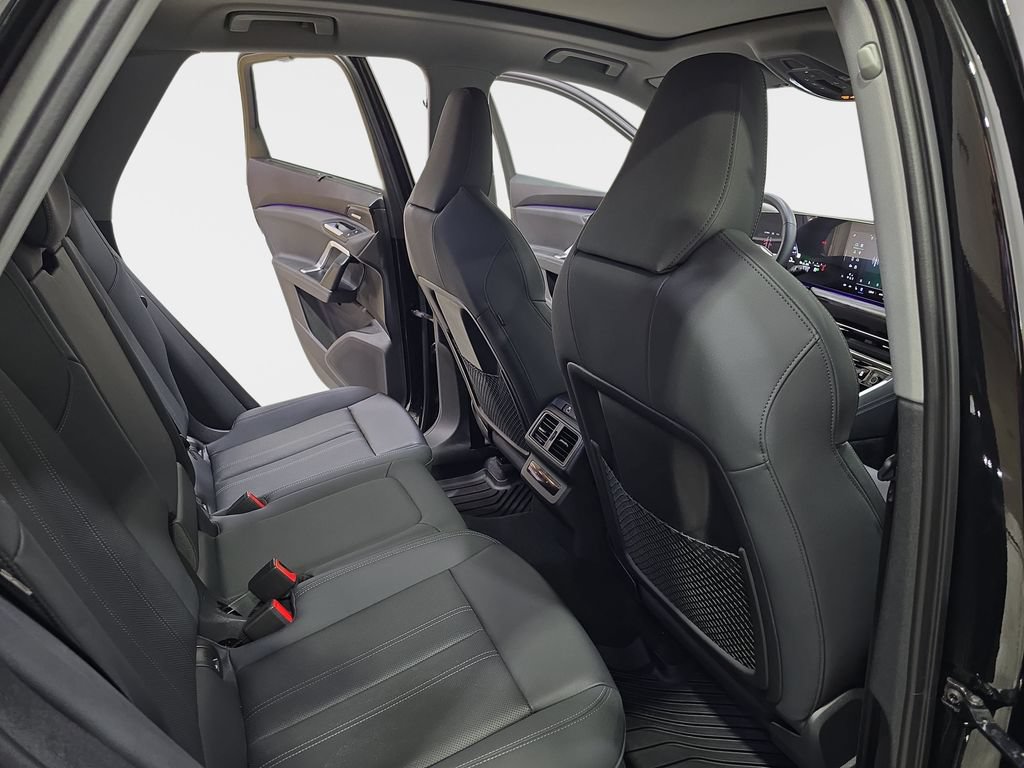Used 2025 Audi Q5 Premium w/ Premium Plus AWD/4WD image 13