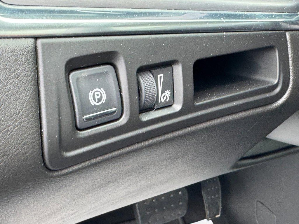 Used 2019 Cadillac XT5 Luxury image 16