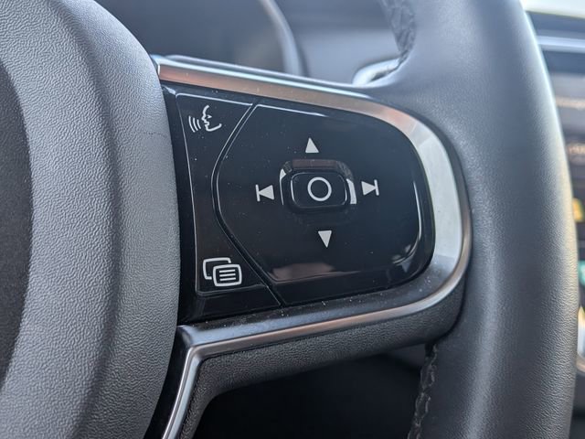 Used 2024 Volvo XC90 B6 Ultimate w/ Protection Package Premier image 23