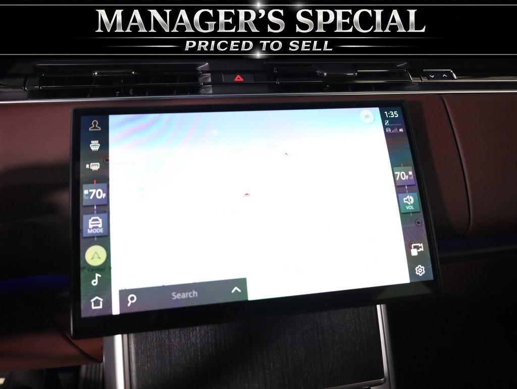 Used 2025 Land Rover Range Rover SE AWD/4WD image 25