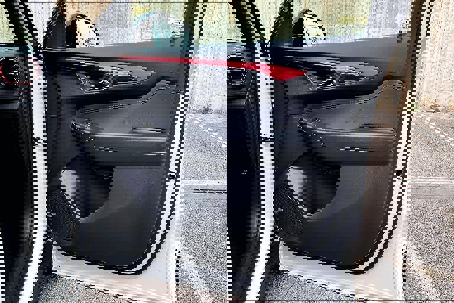 Used 2025 Chevrolet TrailBlazer RS w/ Convenience Package image 23