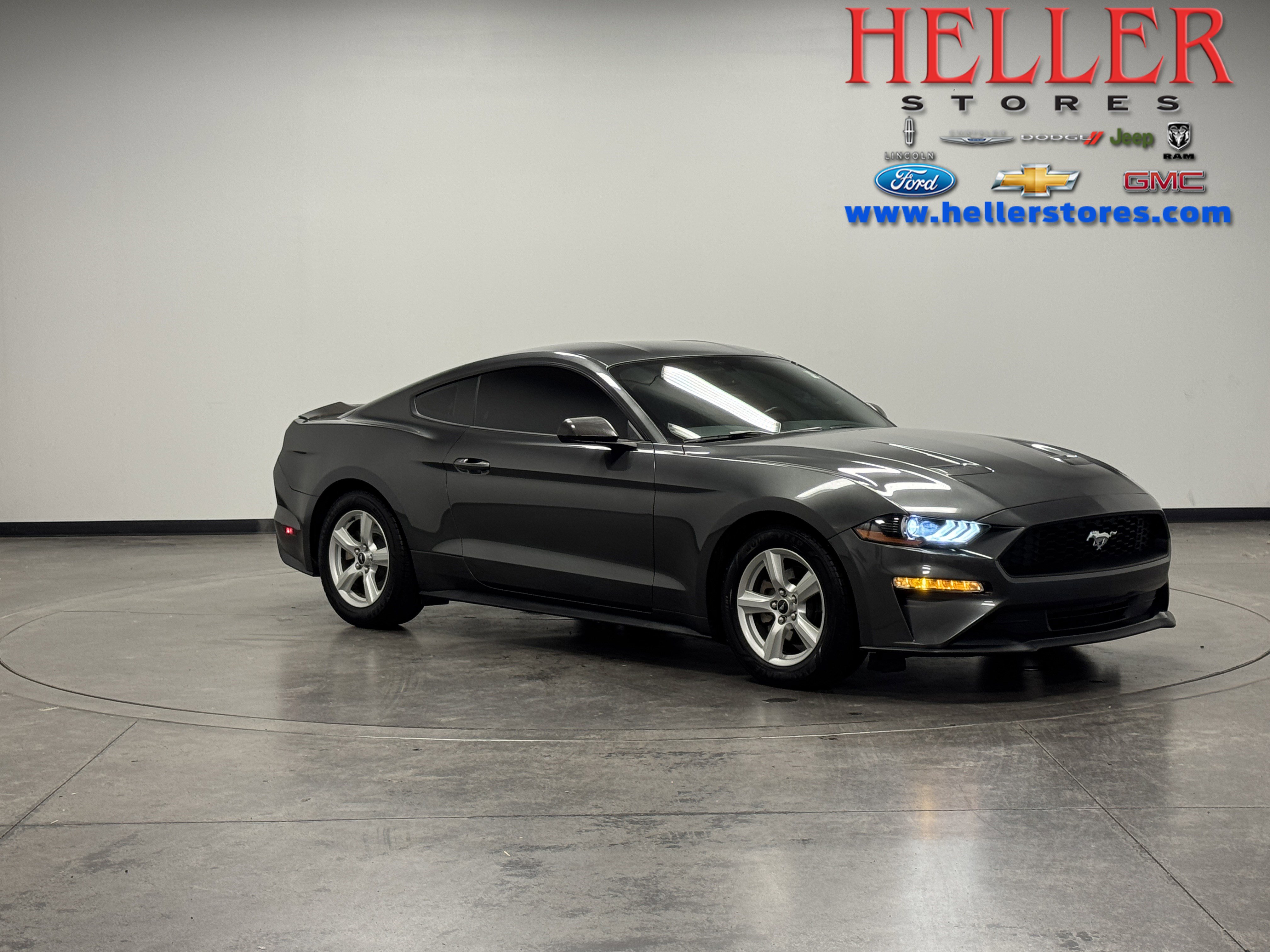 Used 2019 Ford Mustang Coupe image 1