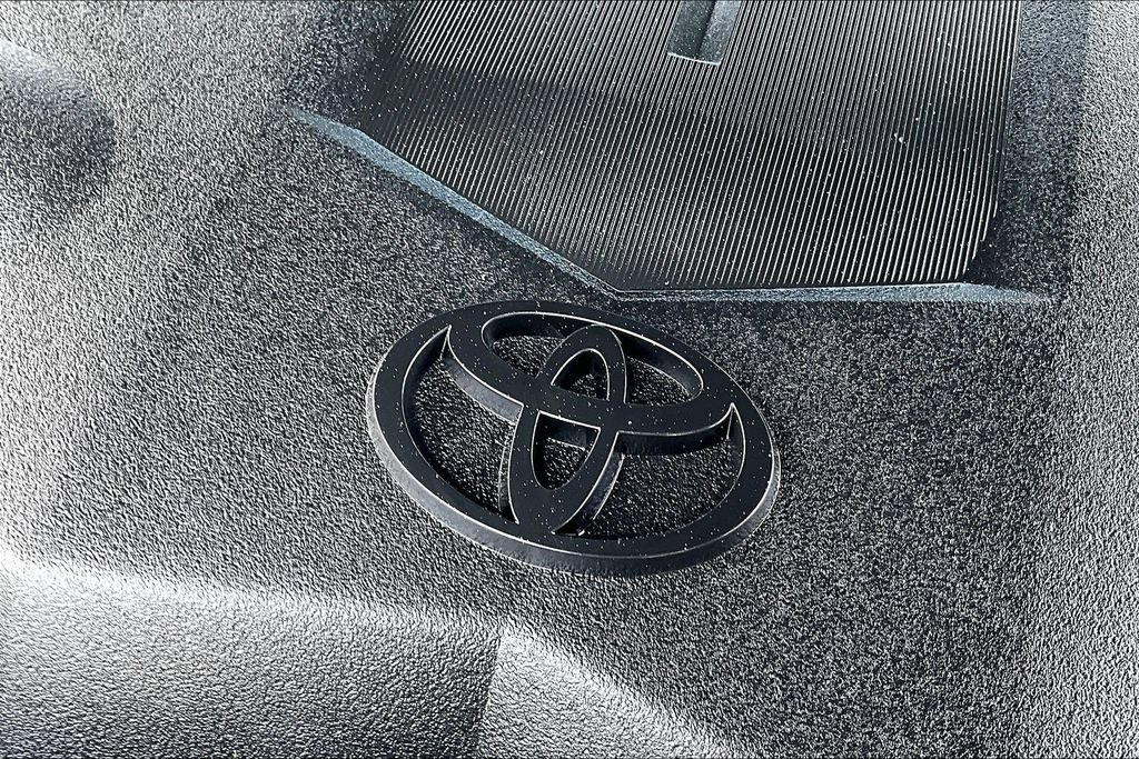 Used 2016 Toyota 4Runner SR5 RWD image 28